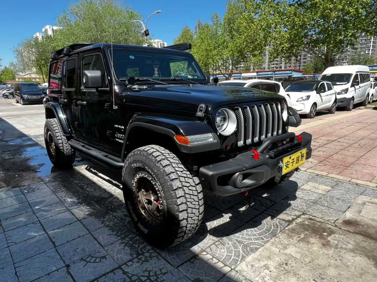 Jeep 牧馬人 圖片