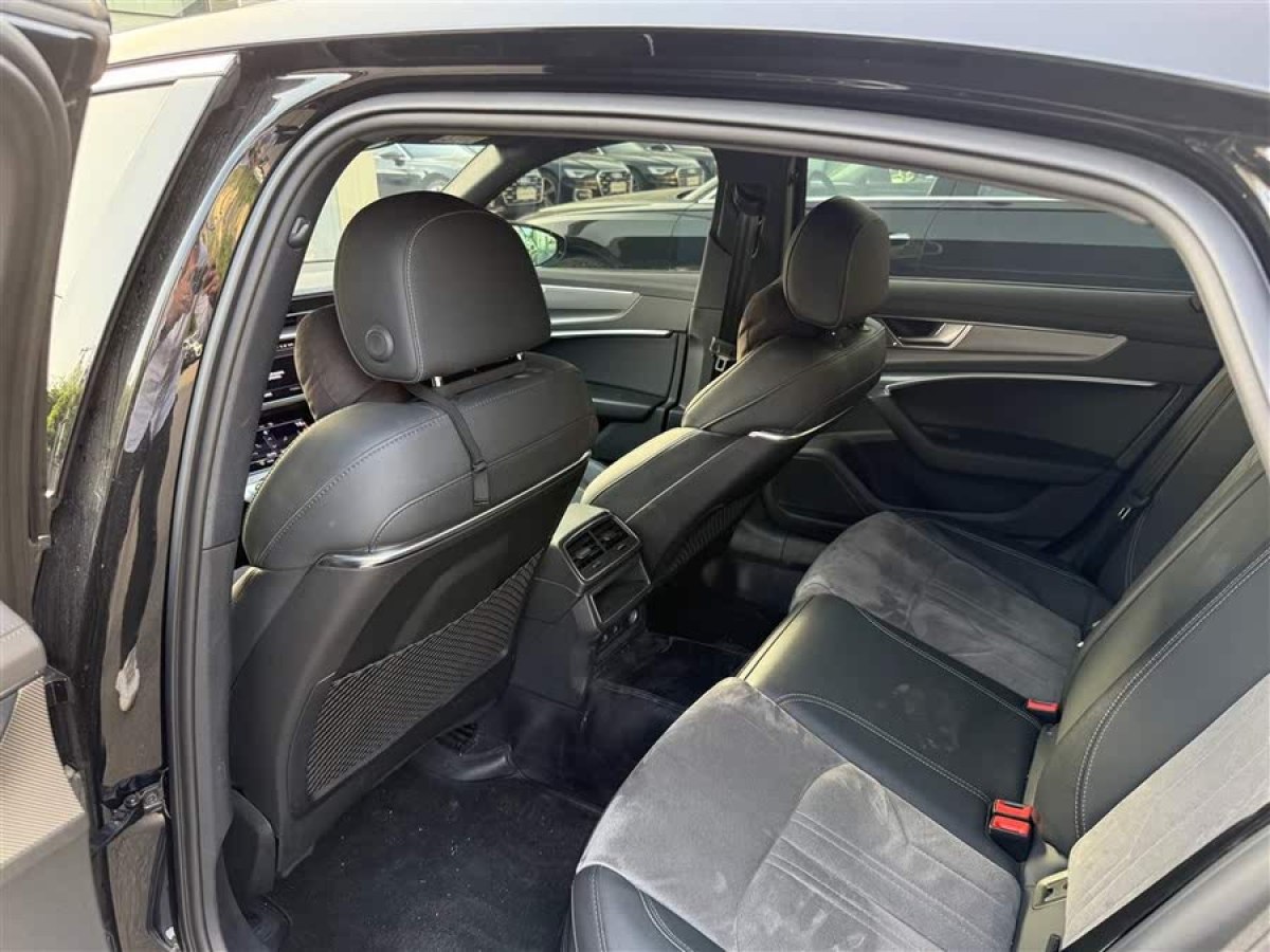 奧迪 奧迪A6L  2023款 改款 40 TFSI 豪華動感型圖片
