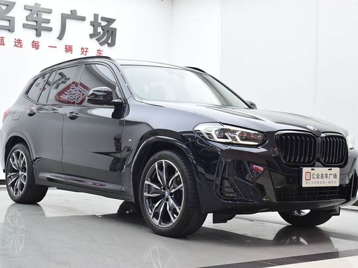 寶馬 寶馬X3  2022款 xDrive30i 領(lǐng)先型 M曜夜套裝圖片