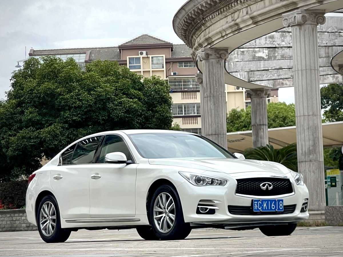 英菲尼迪 Q50L  2016款 2.0T 舒適版圖片