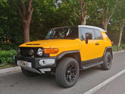 丰田 FJ 酷路泽  2013款 4.0L