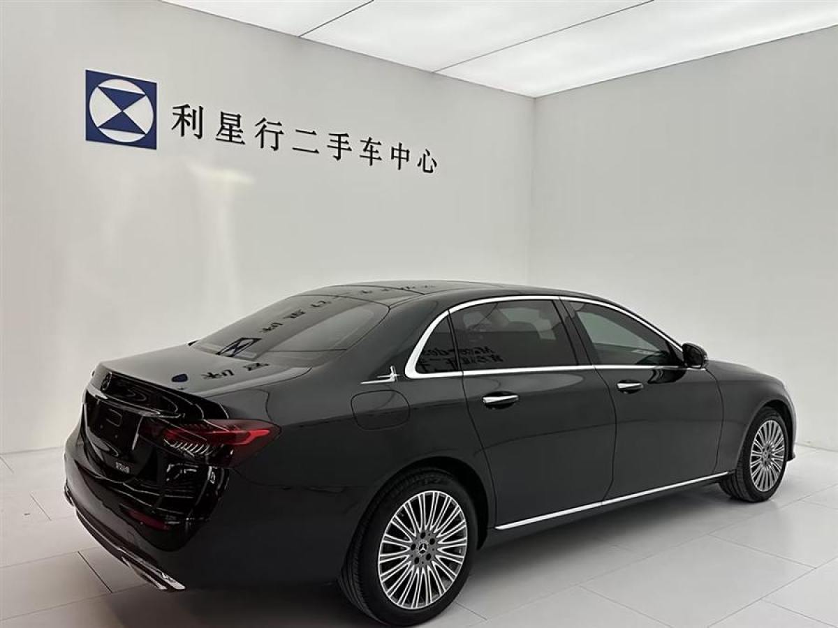 奔馳 奔馳E級  2023款 改款 E 300 L 時(shí)尚型圖片