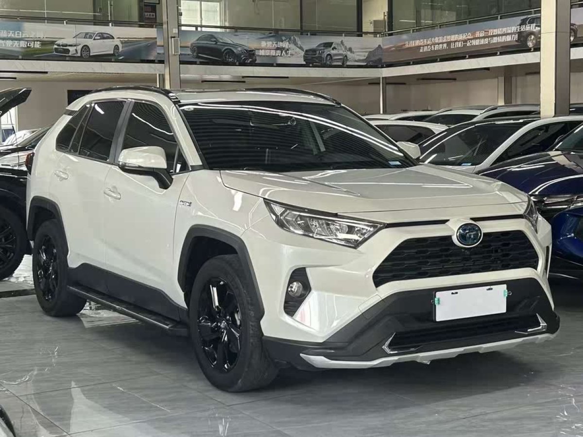 豐田 RAV4榮放  2023款 雙擎 2.5L E-CVT四驅(qū)精英Plus版圖片