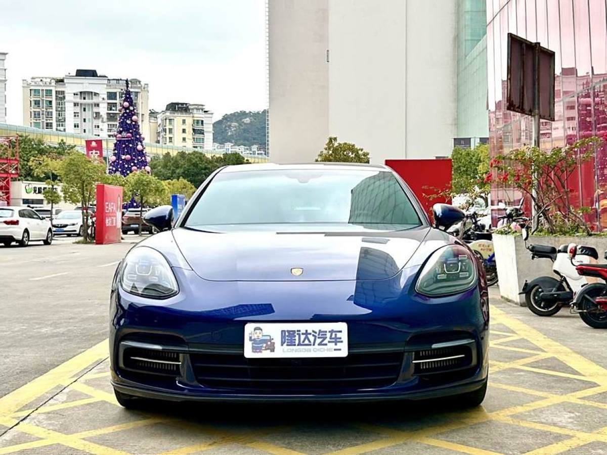 保時(shí)捷 Panamera  2019款 Panamera 4 行政加長(zhǎng)版 2.9T圖片