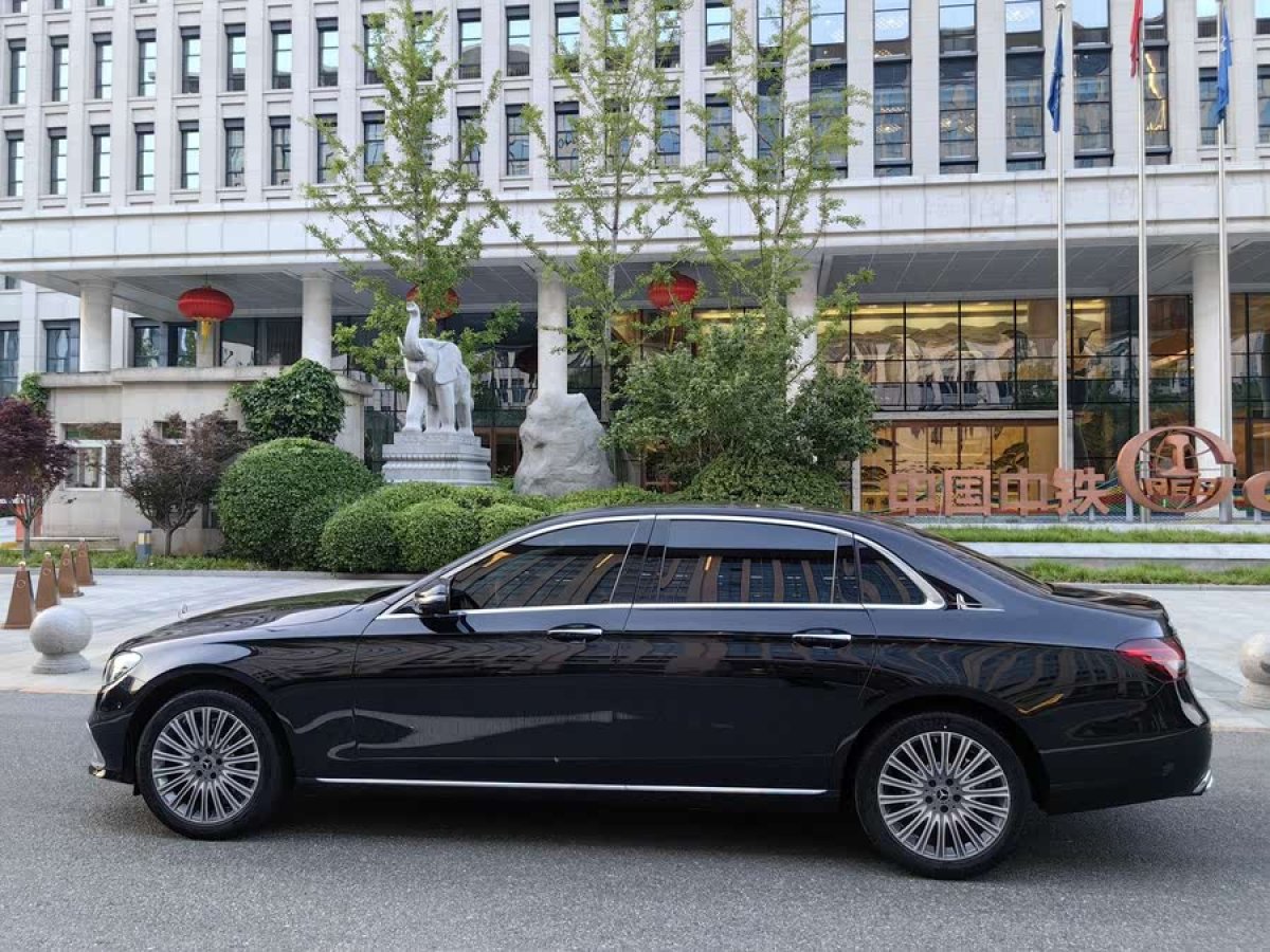 奔馳 奔馳E級  2021款 改款 E 300 L 豪華型圖片