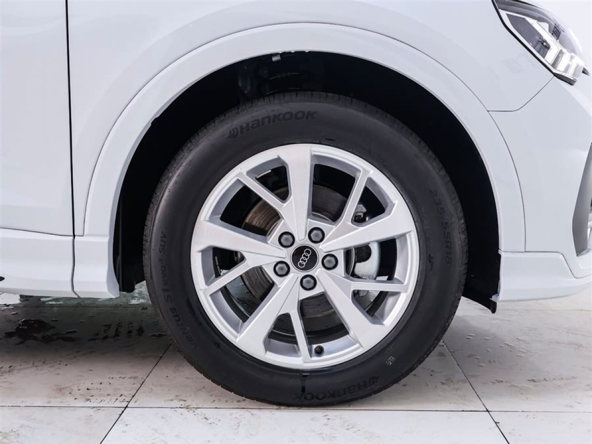 奧迪 奧迪Q3  2024款 35 TFSI 進取動感型圖片