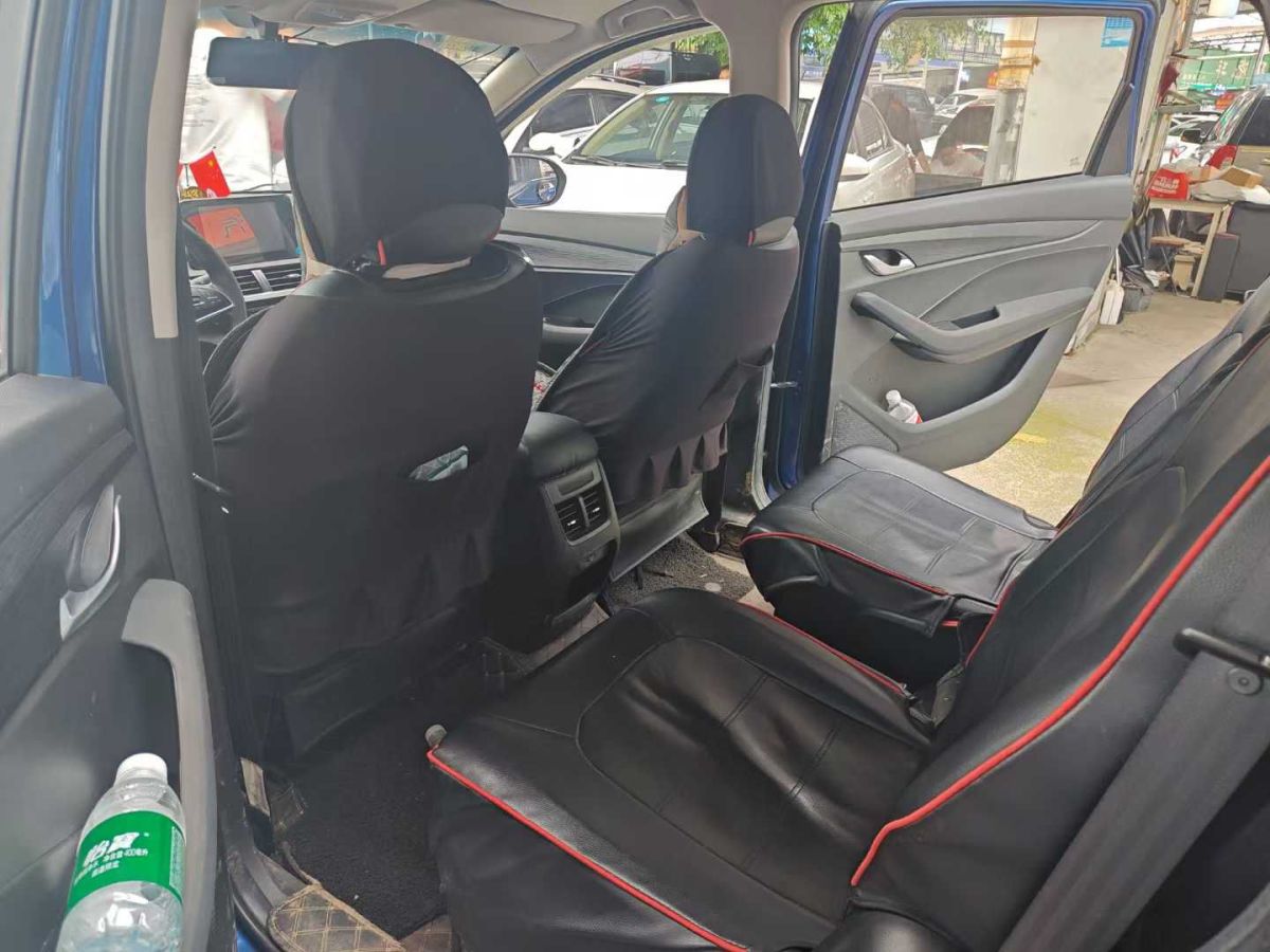 寶駿 310W  2018款 1.5L 自動時尚型圖片