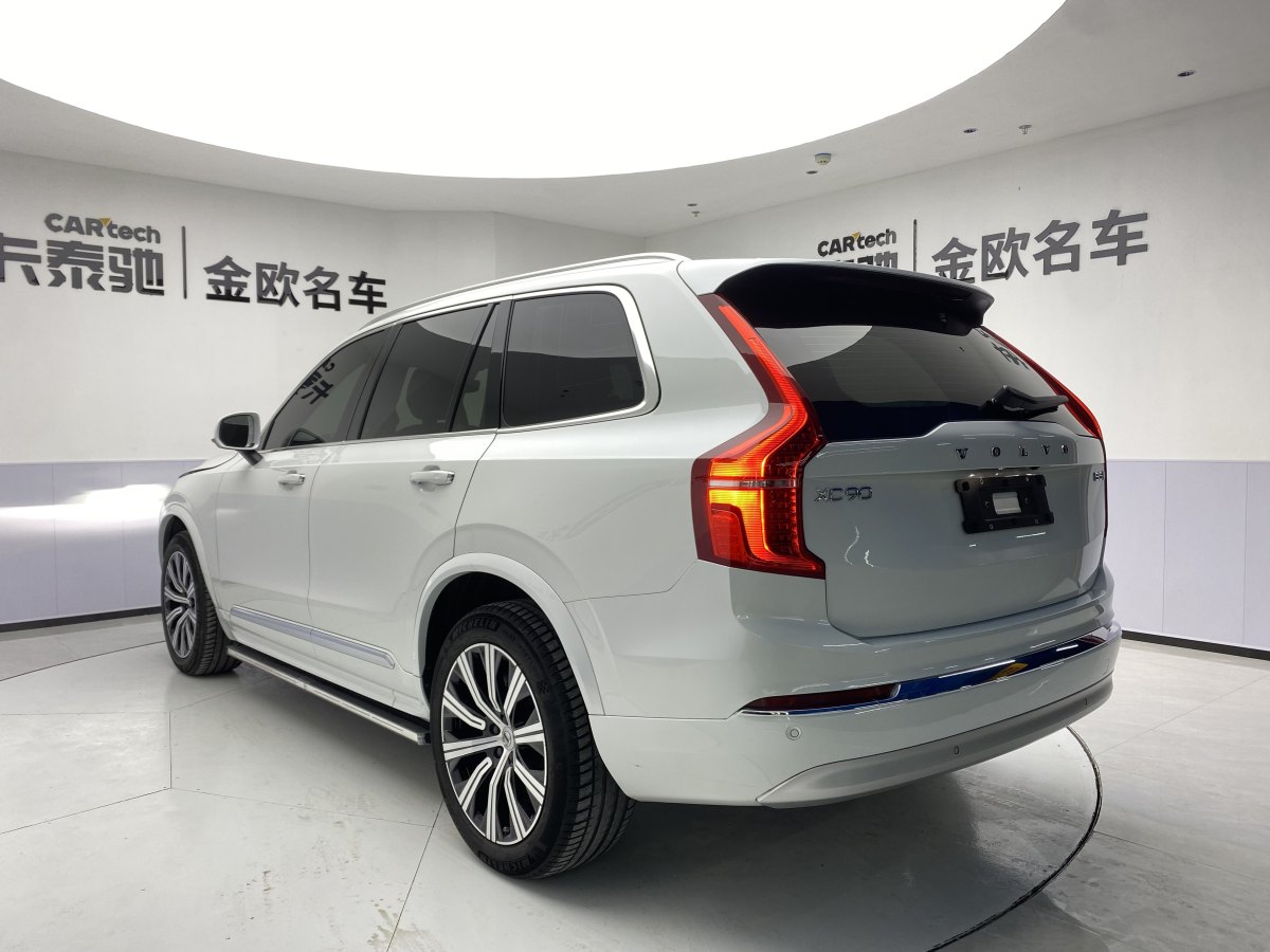 2022年4月沃爾沃 XC90  2022款 B5 智行豪華版 5座