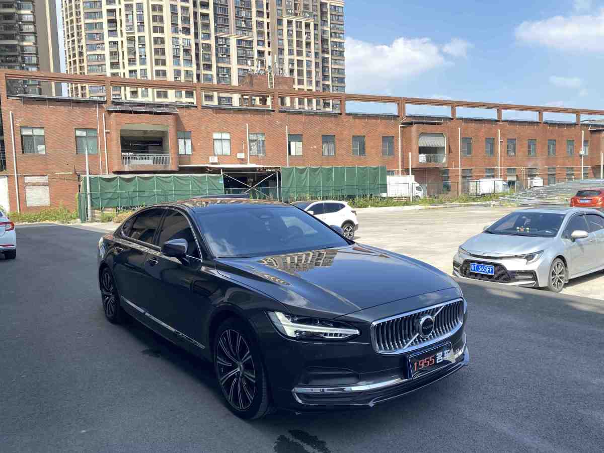 沃爾沃 S90  2023款 B5 智遠(yuǎn)豪華版圖片