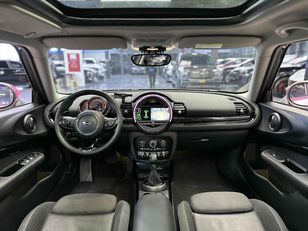 MINI CLUBMAN  2018款 1.5T COOPER 經(jīng)典派圖片