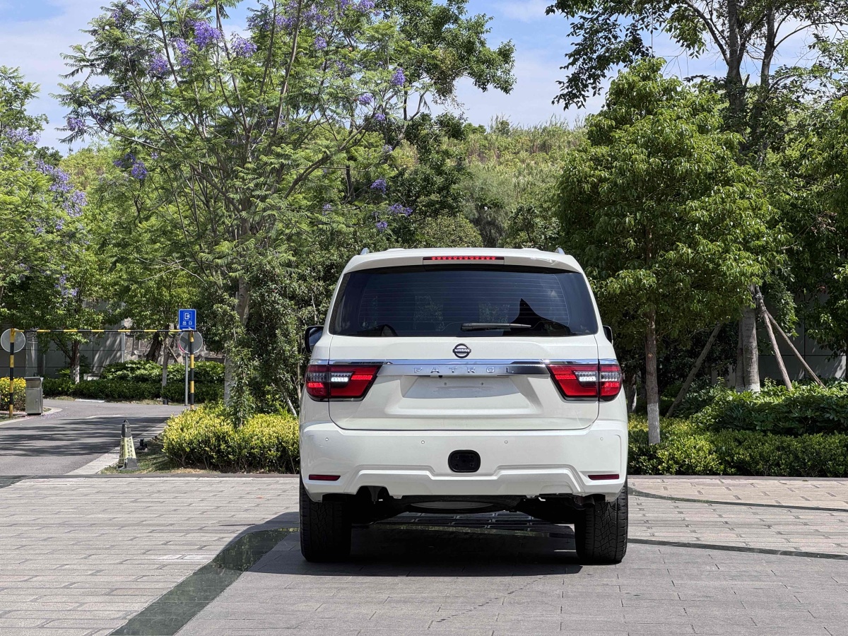 2021年12月日產(chǎn) 途樂  2018款 4.0L 領(lǐng)英型