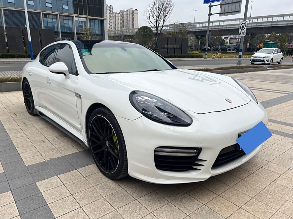 2012年3月保時(shí)捷 Panamera  2010款 Panamera 4 3.6L