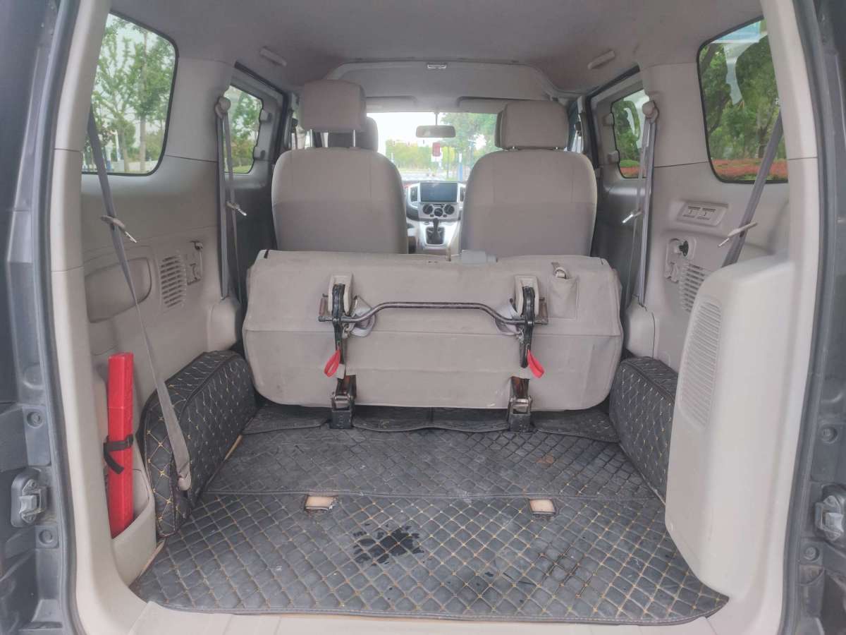 2014年05月日產 NV200  2014款 1.6L 手動尊雅型 國IV