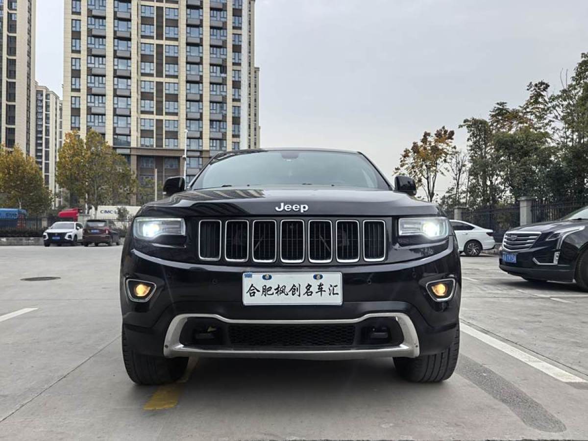 Jeep 大切諾基  2015款 3.0TD 柴油 精英導(dǎo)航版圖片