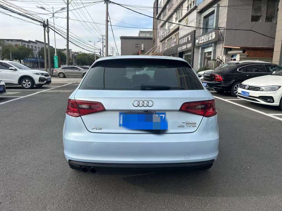 奧迪 奧迪A3  2015款 Sportback 35 TFSI 百萬紀(jì)念智領(lǐng)型圖片