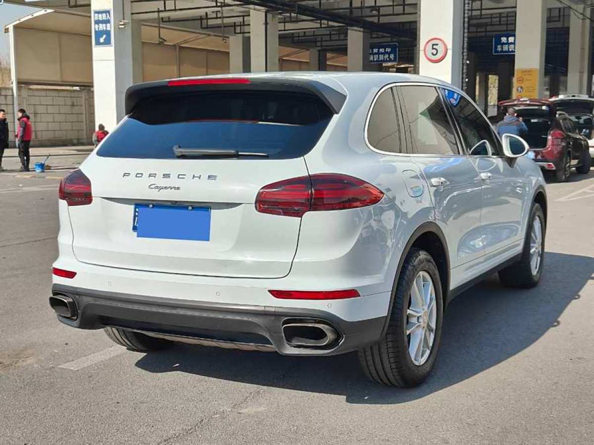 保時(shí)捷 Cayenne  2016款 Cayenne Platinum Edition 3.0T圖片