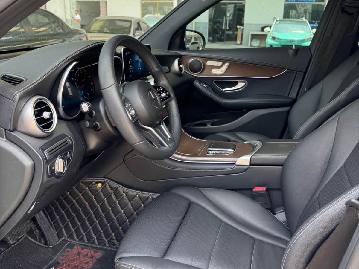 奔馳 奔馳GLC  2018款 改款 GLC 260 4MATIC 動感型圖片
