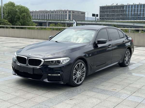 宝马 宝马5系  2018款 530Li xDrive M运动套装