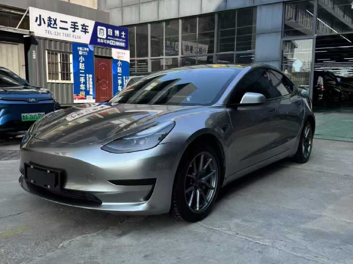 2023年3月特斯拉 Model S  2023款 三電機(jī)全輪驅(qū)動(dòng) Plaid版