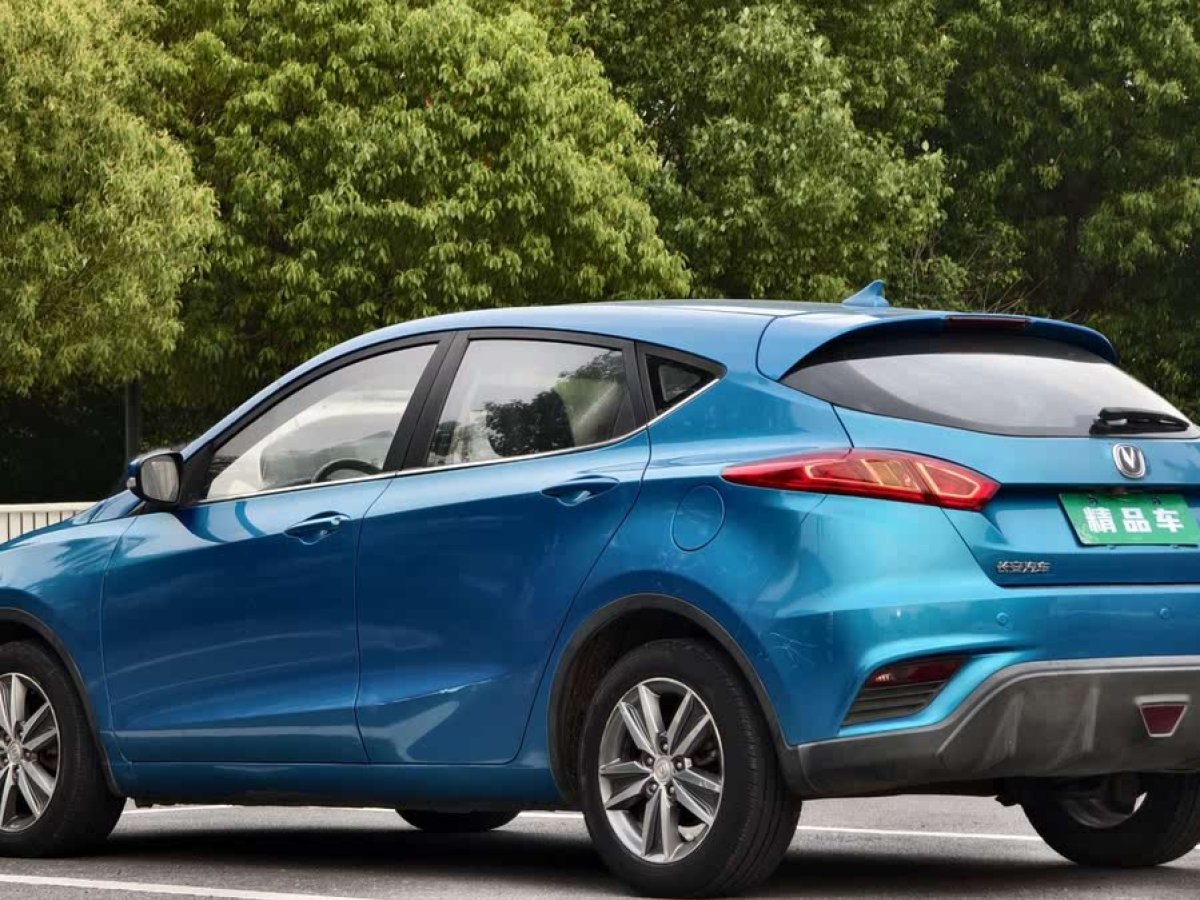 長(zhǎng)安 逸動(dòng)XT  2016款 1.6L 自動(dòng)俊酷型圖片