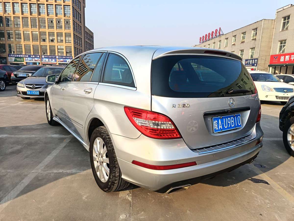 奔馳 奔馳R級(jí)  2015款 R 320 4MATIC 豪華型圖片