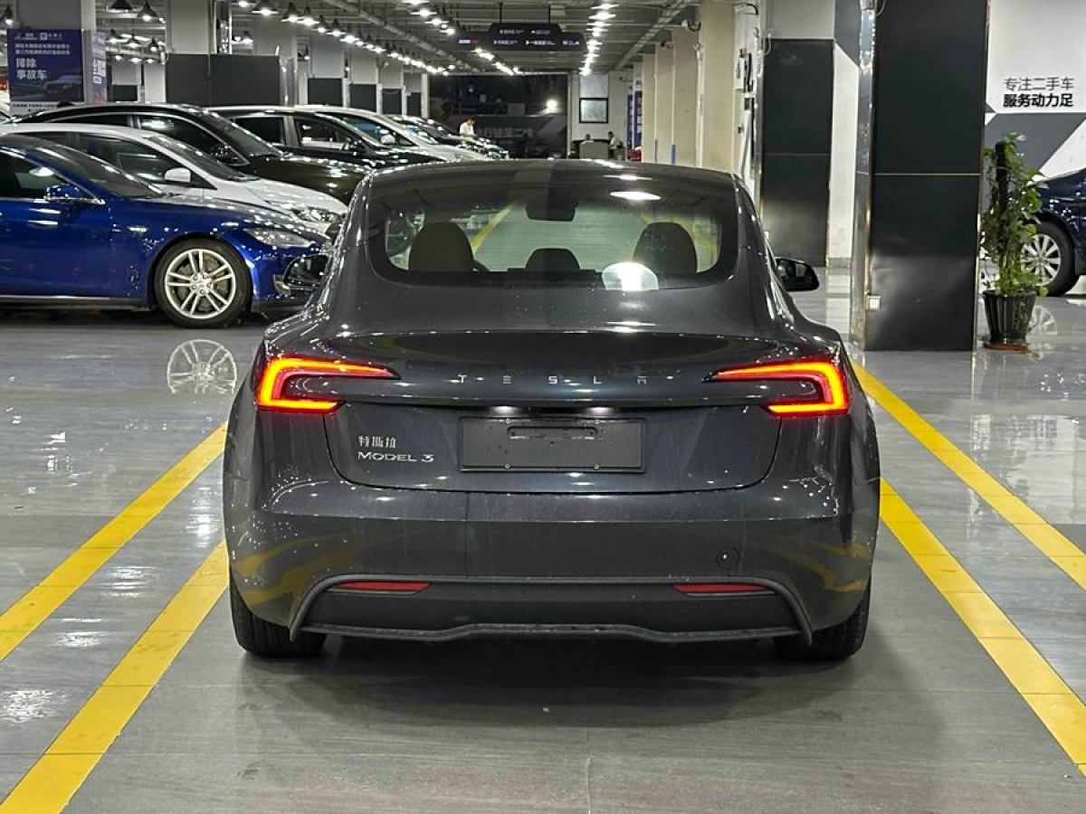 特斯拉 Model Y  2022款 改款 后輪驅(qū)動(dòng)版圖片