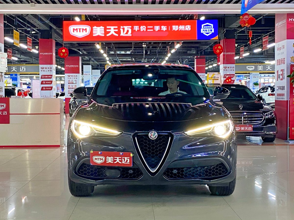 2019年7月阿爾法·羅密歐 Stelvio  2017款 2.0T 200HP 精英版