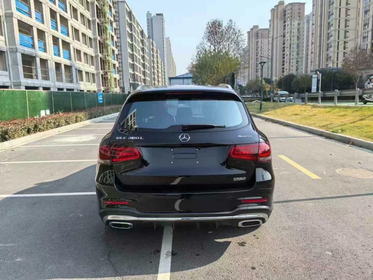 奔馳 奔馳GLE  2020款  GLE 350 4MATIC 時(shí)尚型圖片