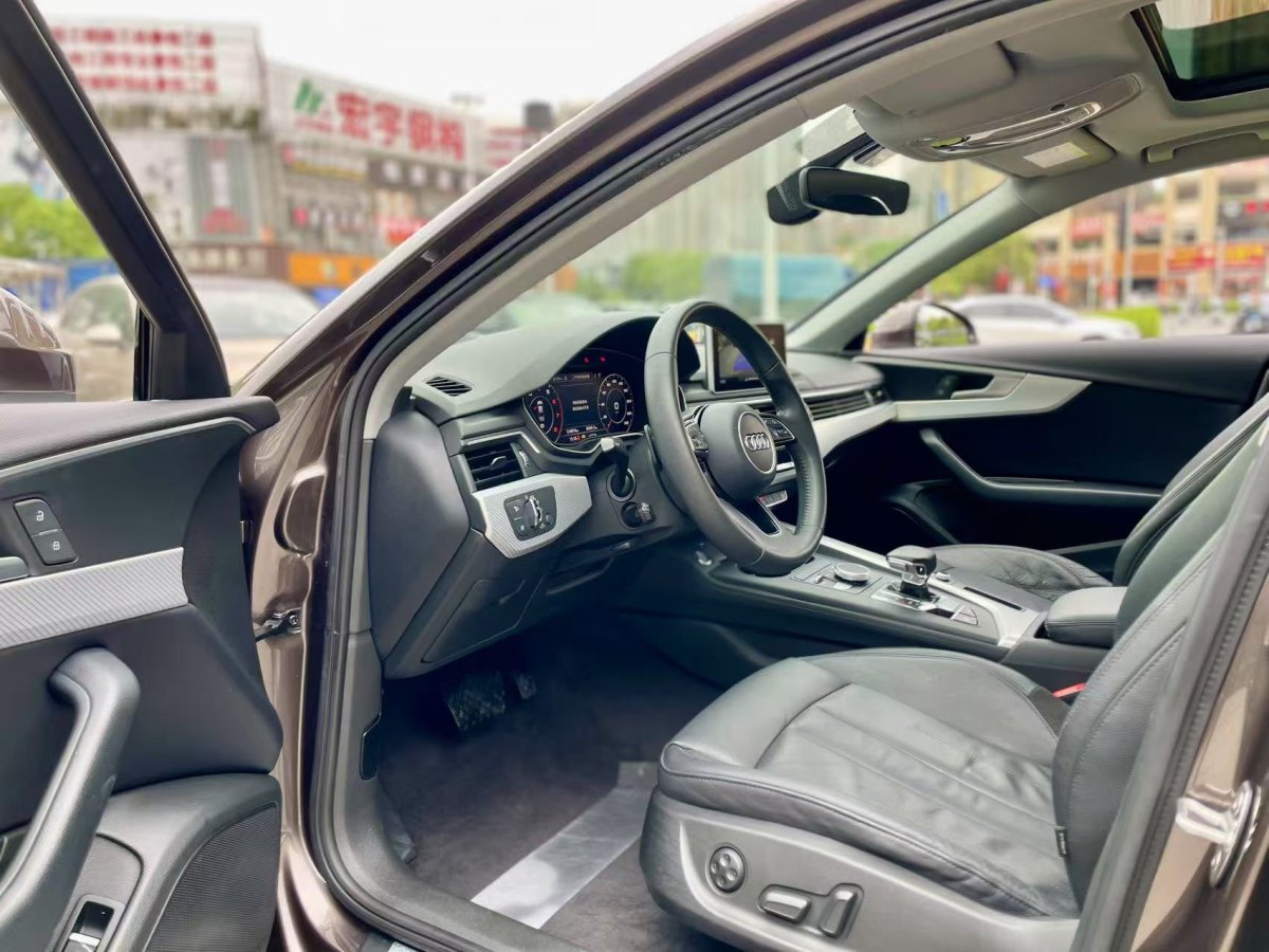 奧迪 奧迪A4L  2018款 30周年年型 40 TFSI 進(jìn)取型圖片