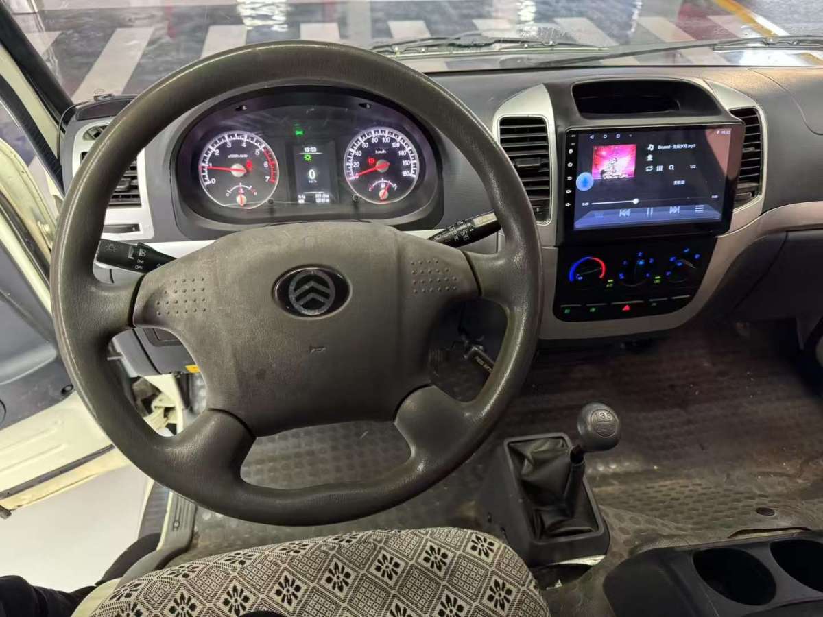 金旅 海獅  2021款 1.8L汽油版物流車龍運(yùn)GL650短軸高頂LJ4A18Q6圖片