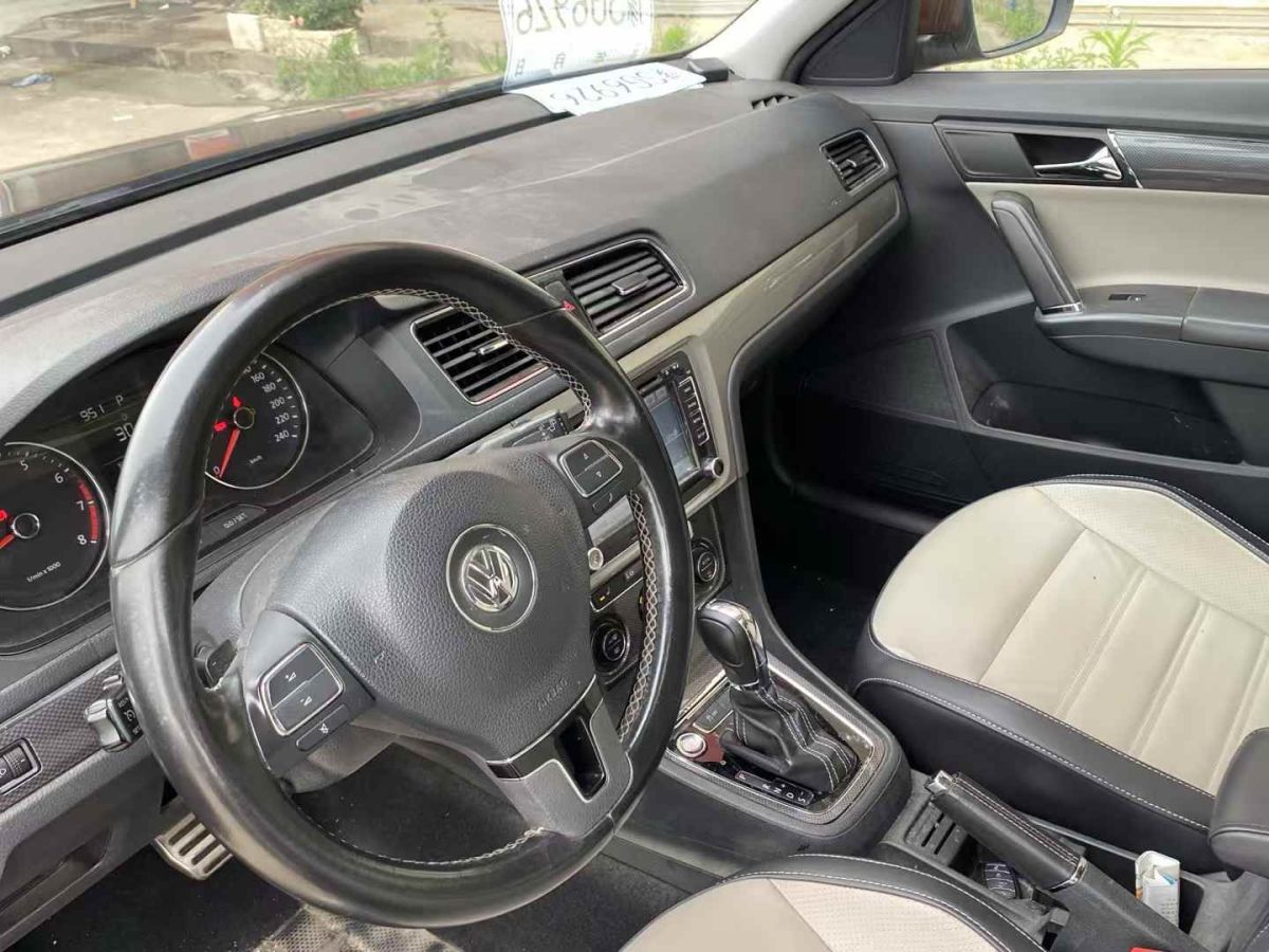 大眾 朗逸  2015款 1.2TSI DSG藍驅(qū)技術版圖片