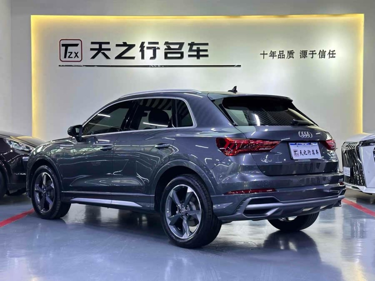 奧迪 奧迪Q3  2020款 35 TFSI 時(shí)尚動(dòng)感型圖片