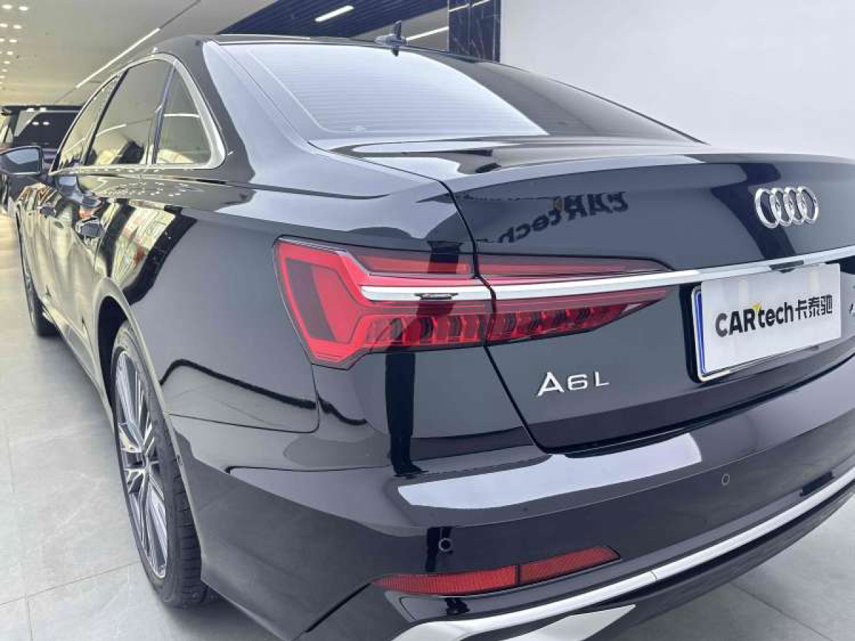 奧迪 奧迪A6L  2023款 45 TFSI 臻選動感型圖片