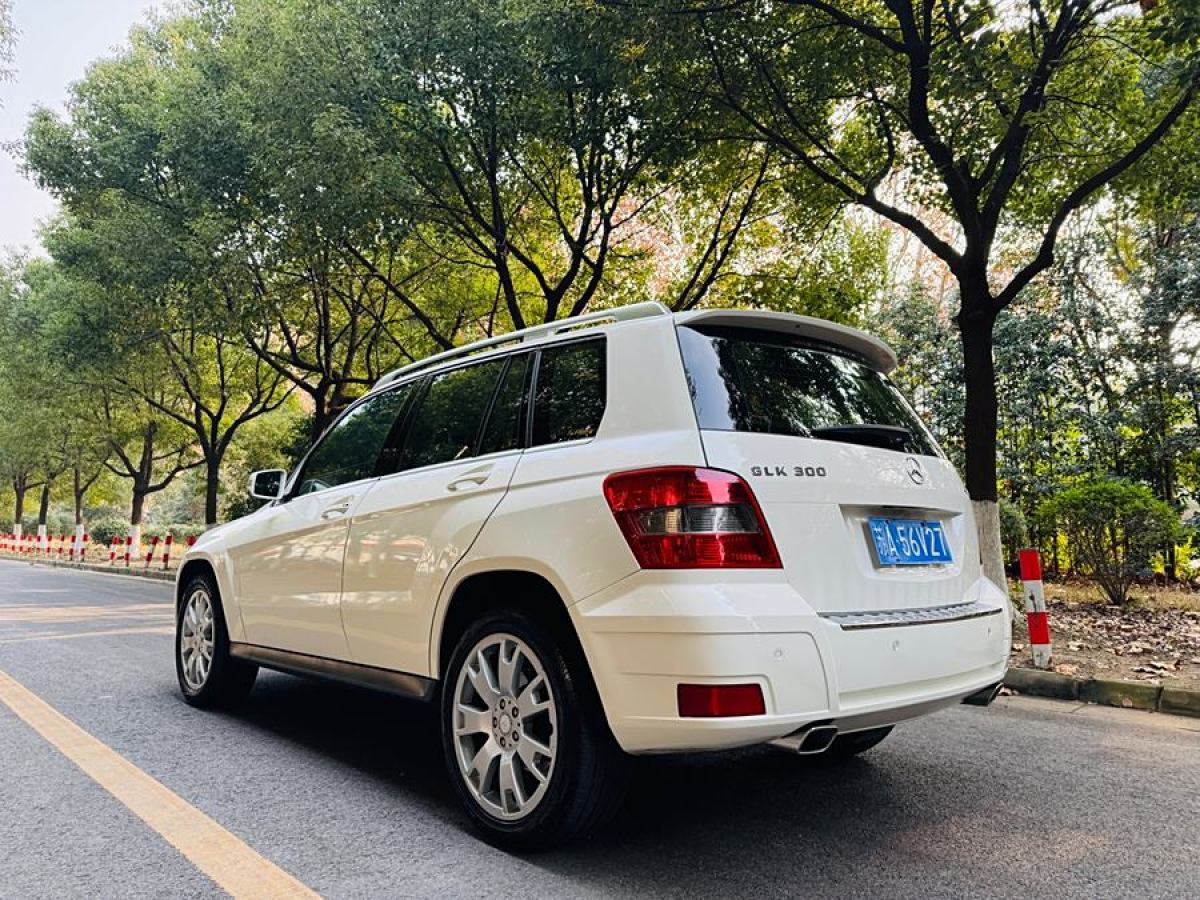 奔馳 奔馳GLK級  2011款 GLK 300 4MATIC 時尚型圖片