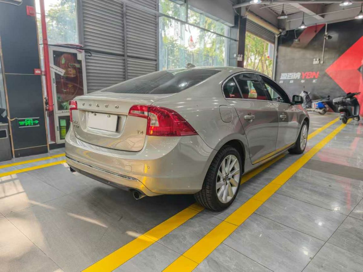 沃爾沃 S60  2015款 L 2.0T T5 智越版圖片