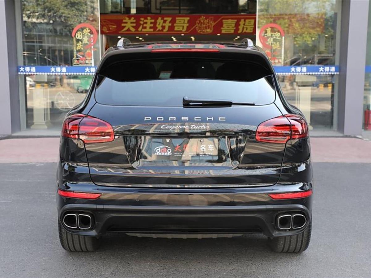 保時(shí)捷 Cayenne  2015款 Cayenne Turbo 4.8T圖片