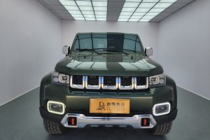 BJ40 北京  2.0T 自动四驱城市猎人版尊享型