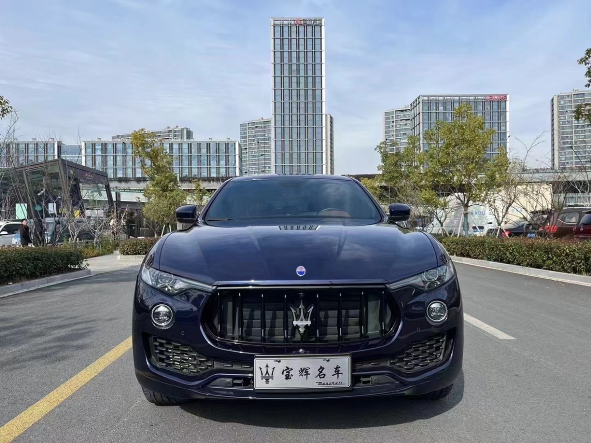 瑪莎拉蒂 Levante  2021款 3.0T 標(biāo)準(zhǔn)版圖片