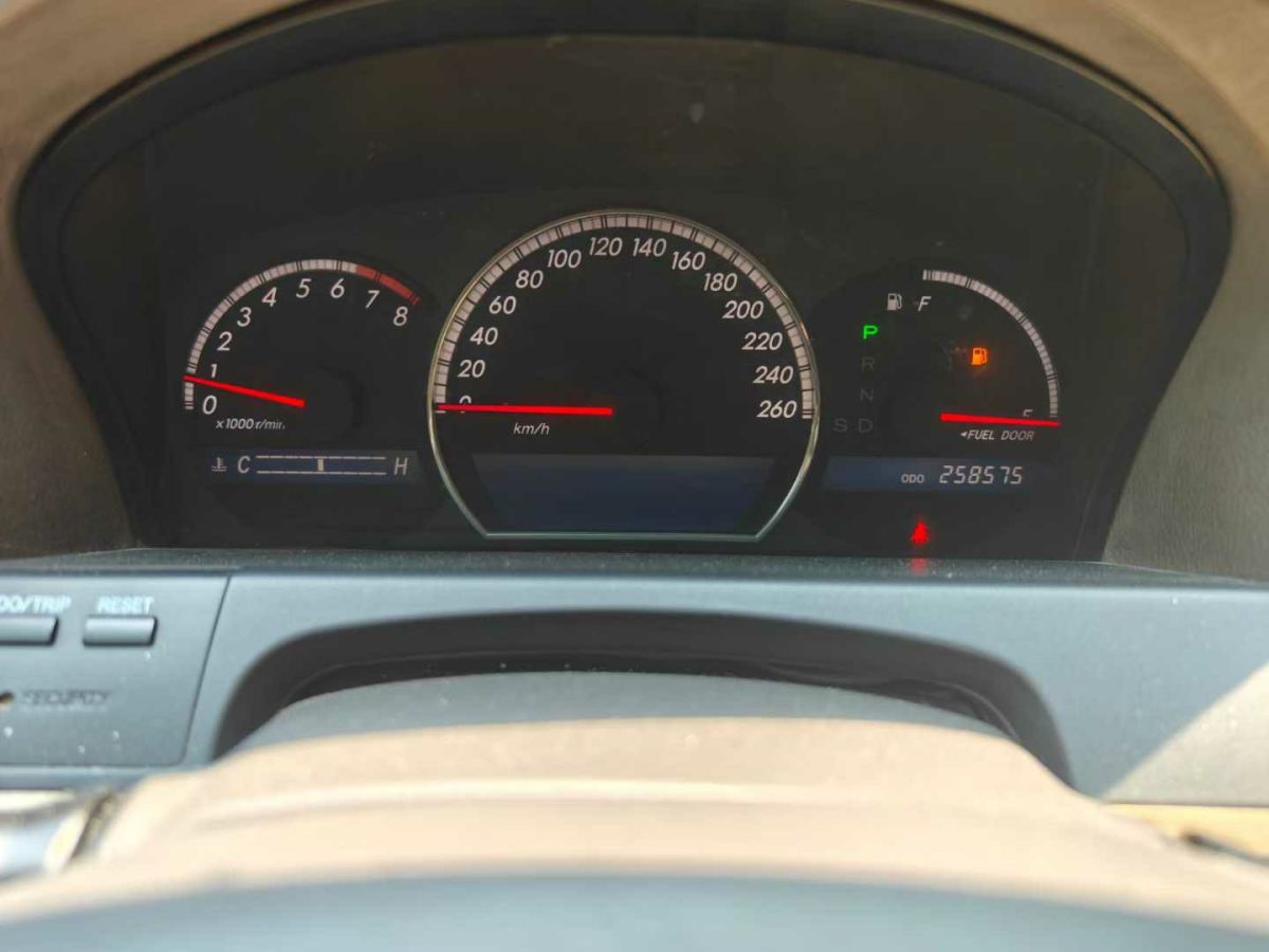 豐田 皇冠  2008款 2.5L 5周年紀念版圖片