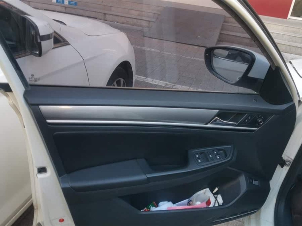 大眾 寶來  2017款 1.6L 自動舒適型圖片