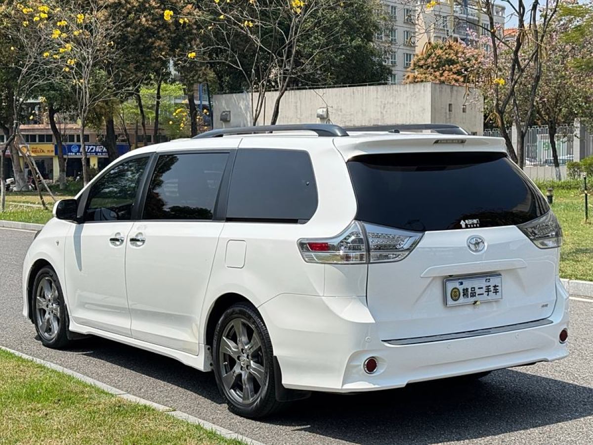 豐田 塞納  2015款 3.5L 兩驅(qū)L圖片