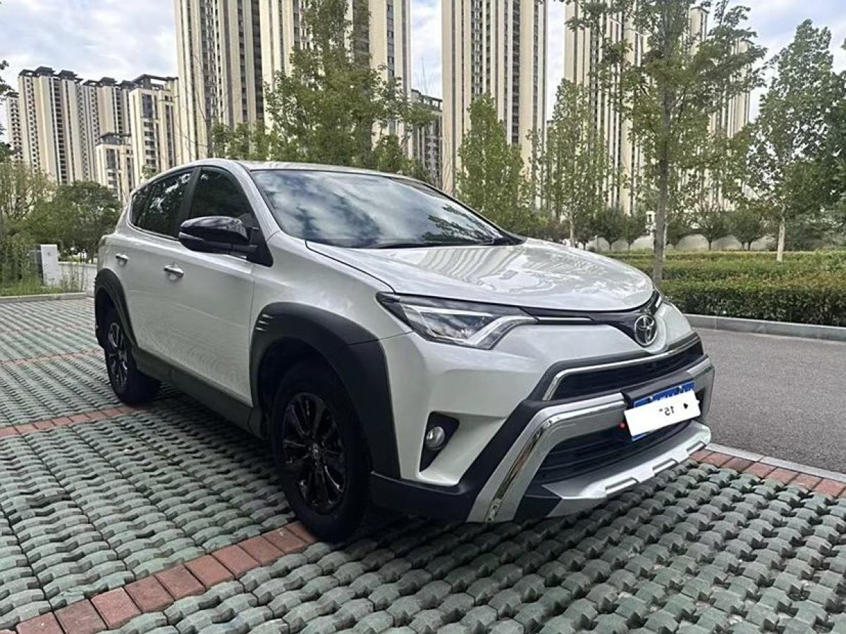 2019年7月豐田 RAV4榮放  2019款 2.0L CVT兩驅(qū)風(fēng)尚X限量版 國VI