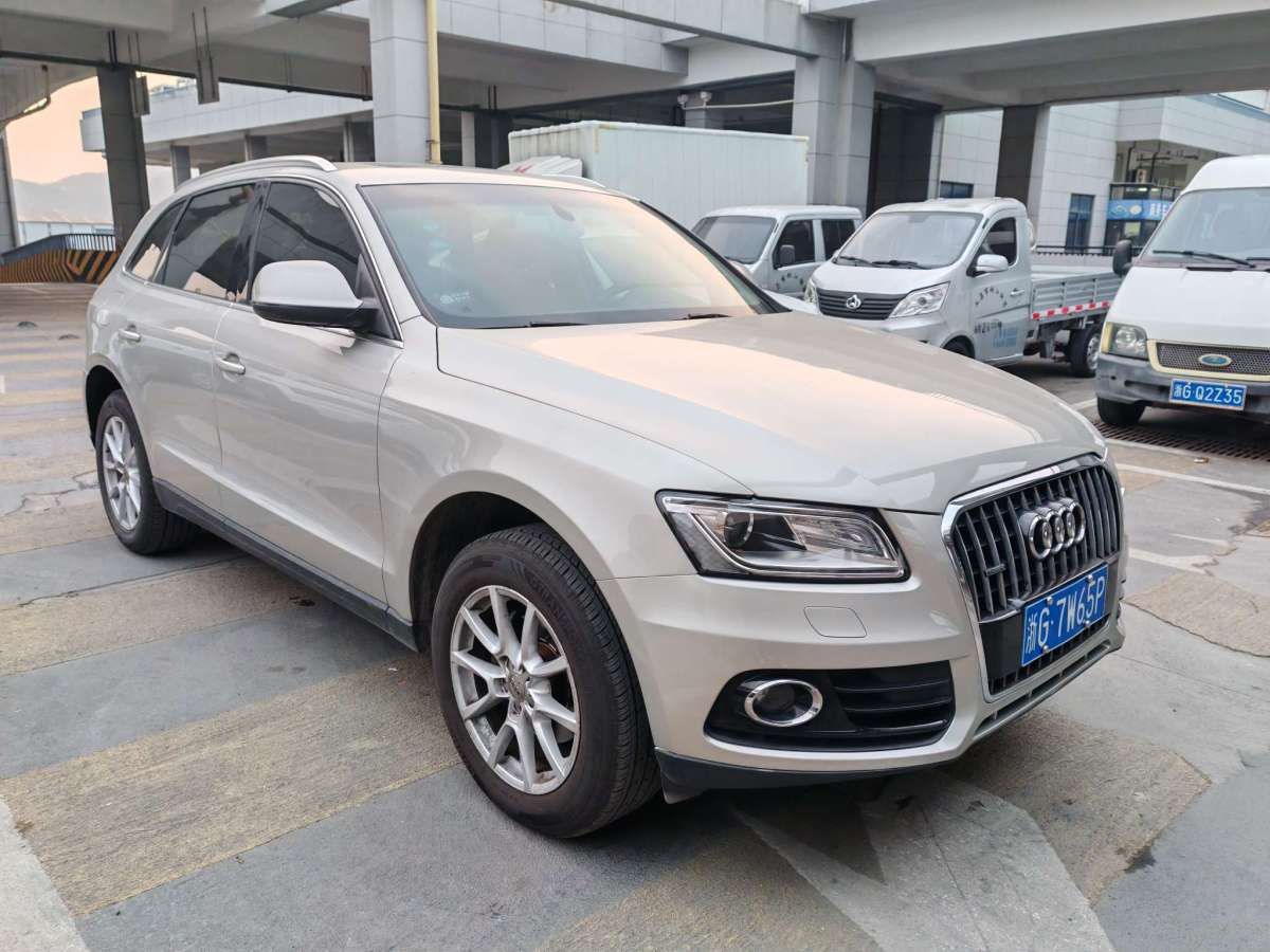 奧迪 奧迪Q5  2013款 40 TFSI 進(jìn)取型圖片