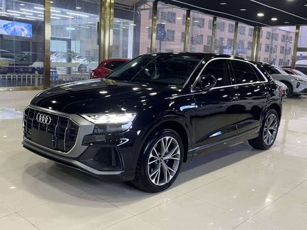 奥迪 奥迪Q8  2021款 55 TFSI 豪华动感型