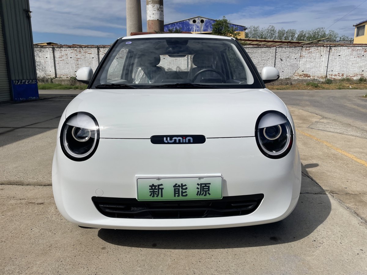 長(zhǎng)安 長(zhǎng)安Lumin  2023款 205km 香沁款圖片