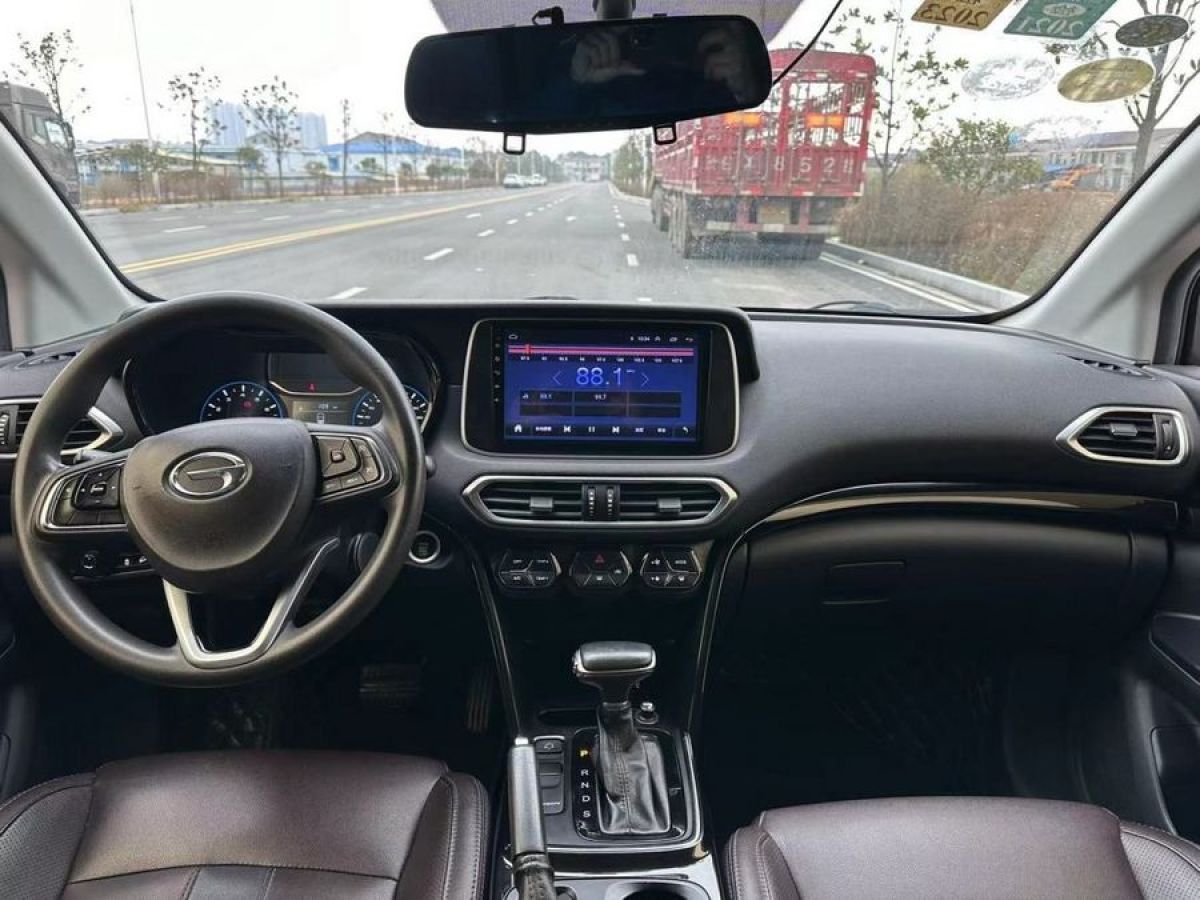 广汽传祺 GS4  2018款 200T 手动两驱精英版图片