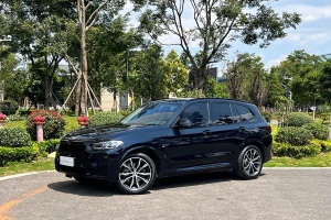 寶馬X3 寶馬 xDrive30i 領(lǐng)先型 M曜夜套裝