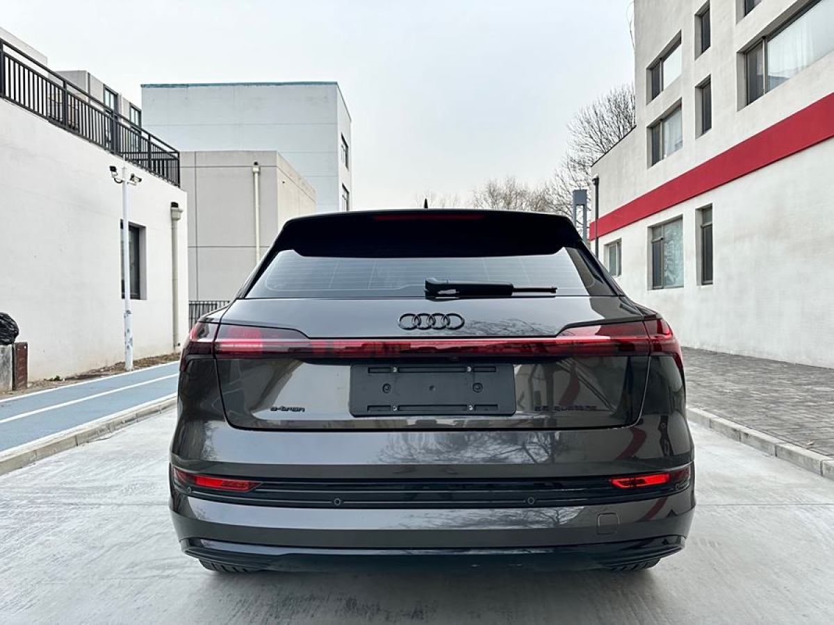 奧迪 奧迪e-tron  2021款 Sportback 55 quattro 豪華型圖片