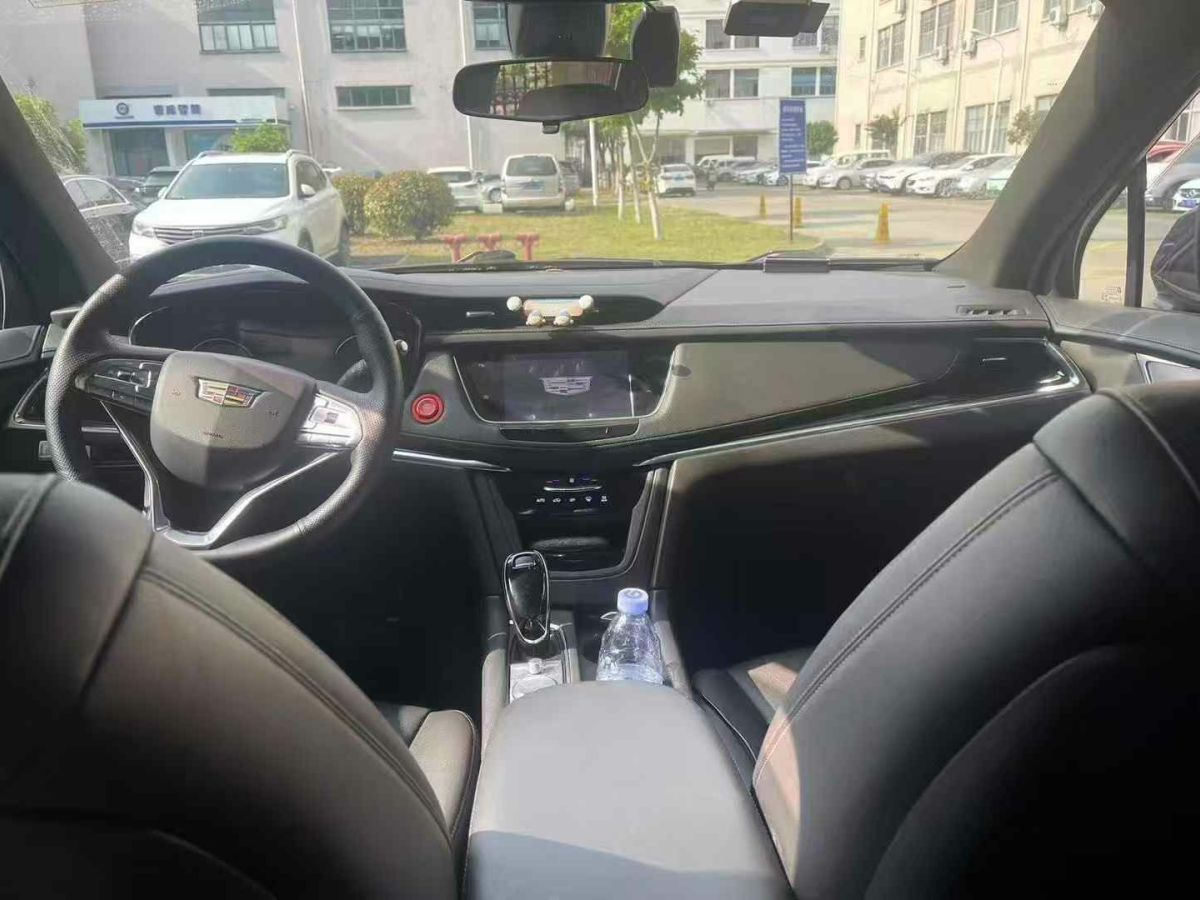 凱迪拉克 XT6  2020款 28T 六座風尚型圖片