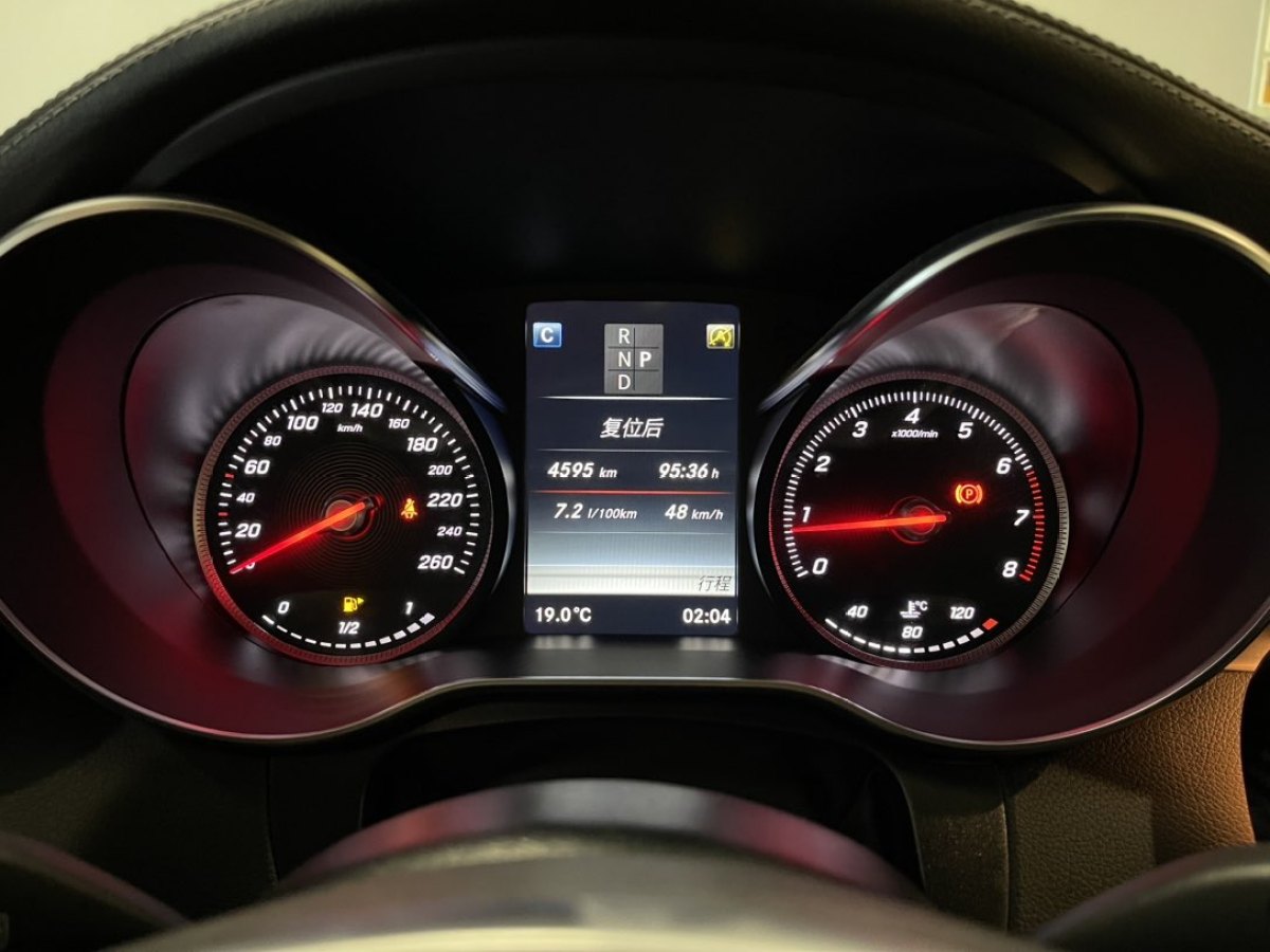 2018年7月奔驰 奔驰C级  2018款 C 200 轿跑车